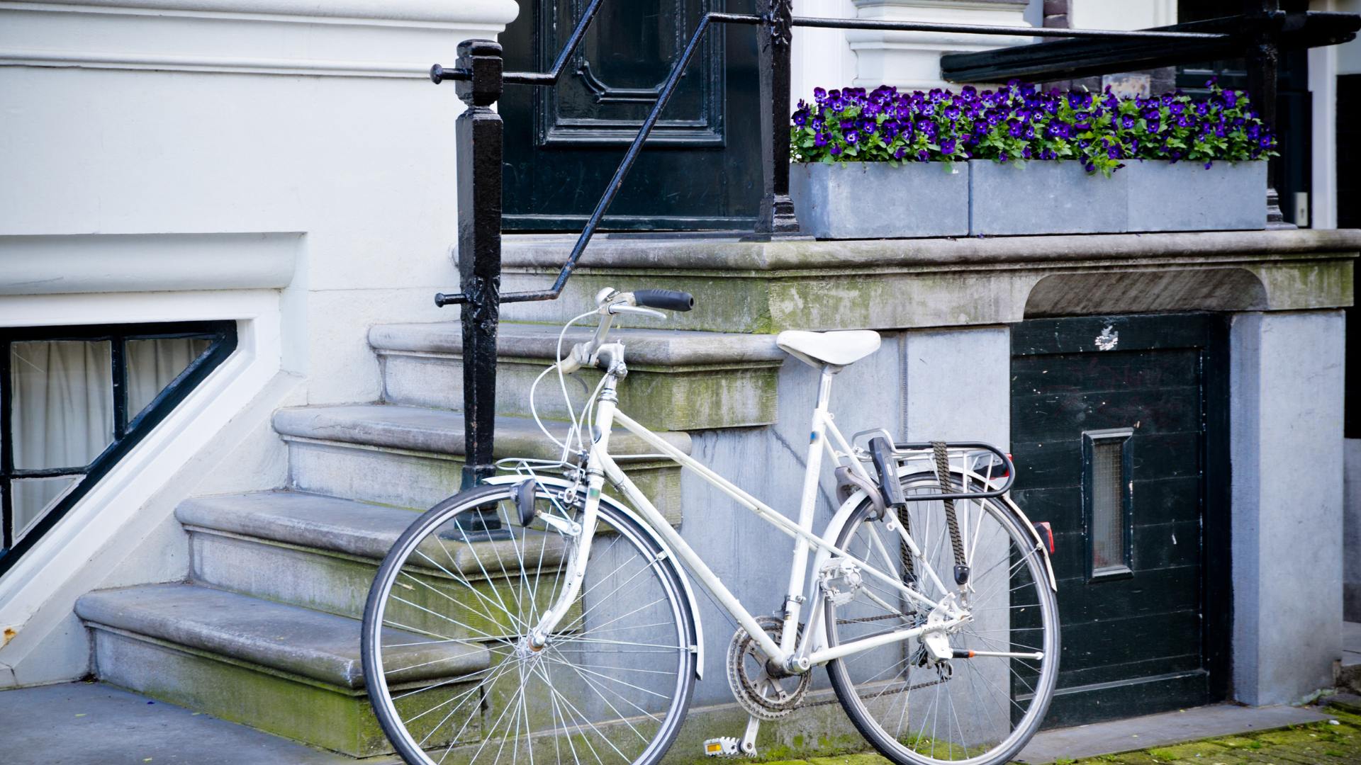 Sonhar com Bicicleta Branca: Qual é o Significado?